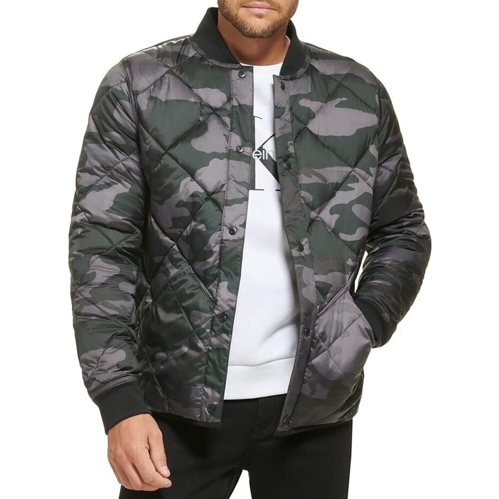 Calvin Klein Size Small NWT Reversible Diamond Quilted Jacket Black & Camo Print